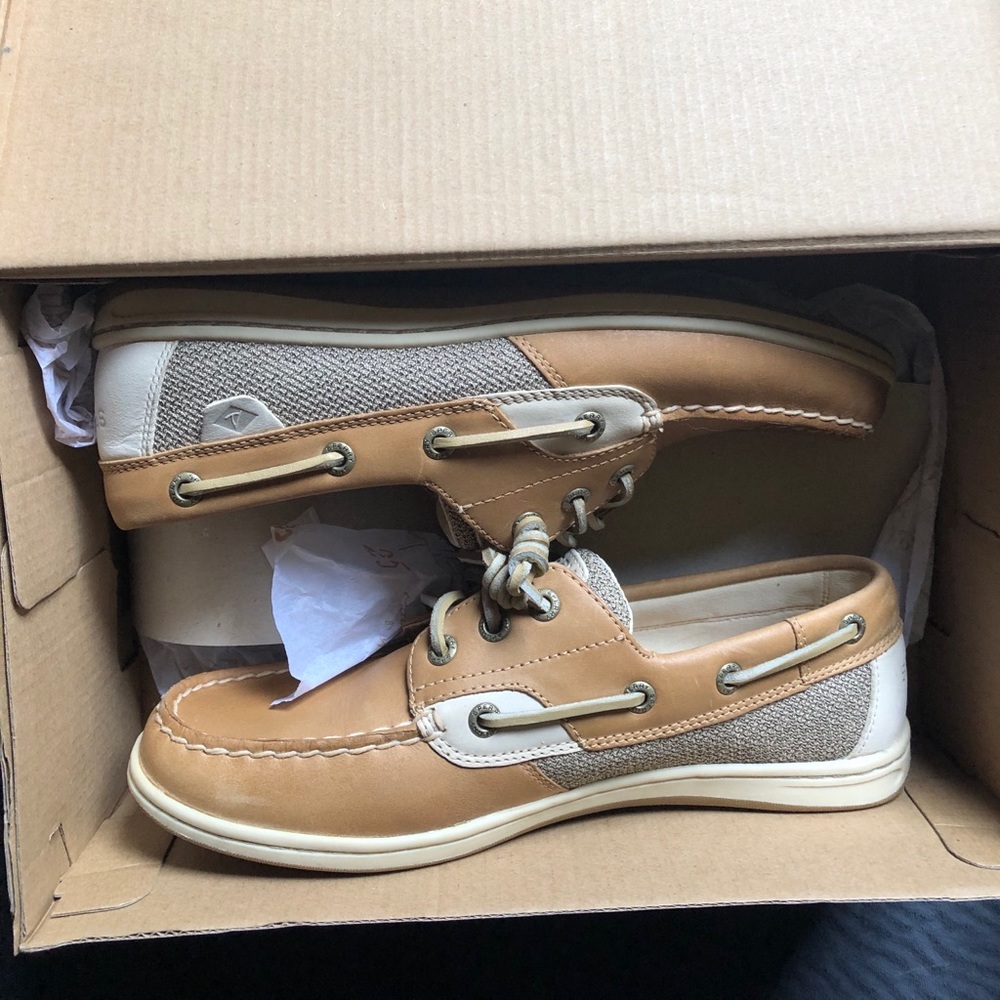 Sperry boat shoes